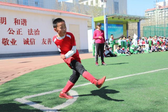 如何提高定位球的防守能力？下载